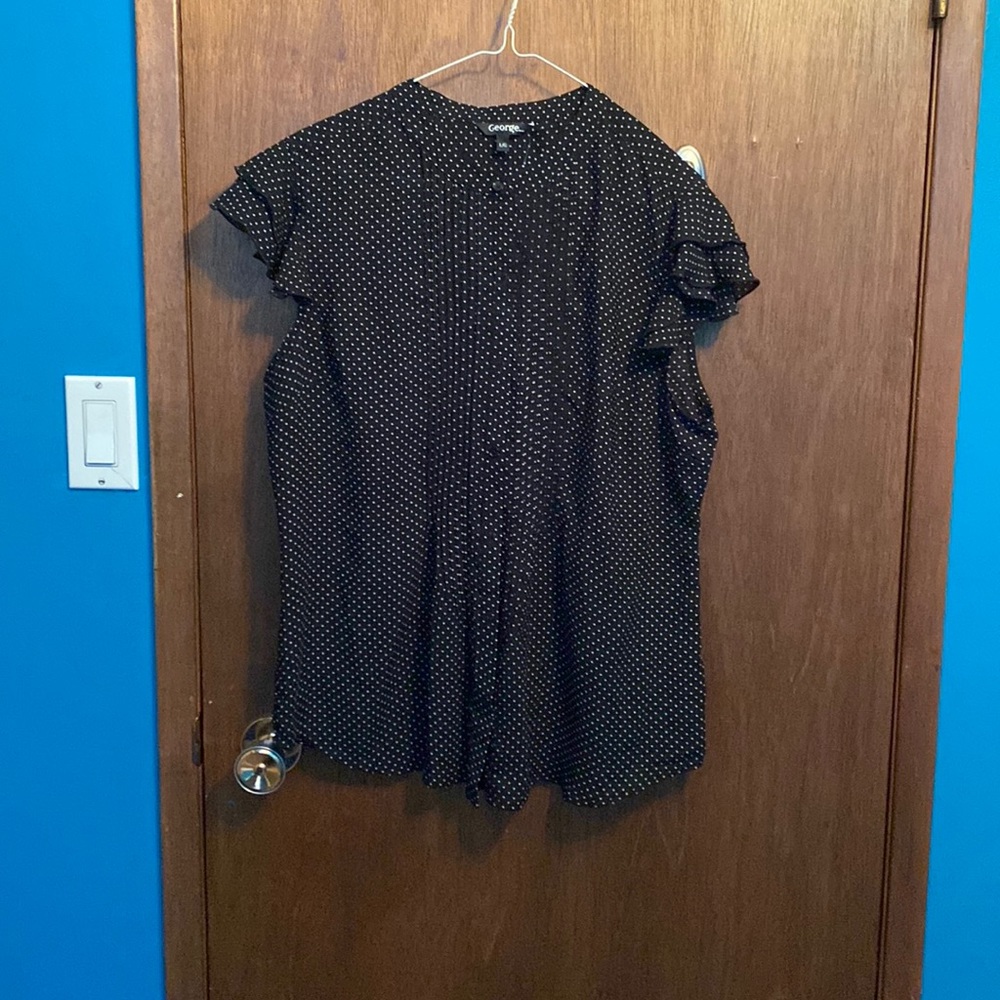 NWT button up blouse